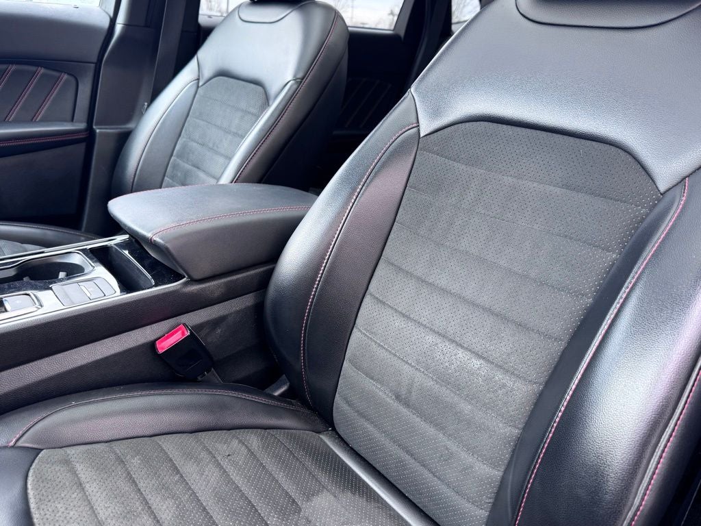 2020 Ford Edge ST Line