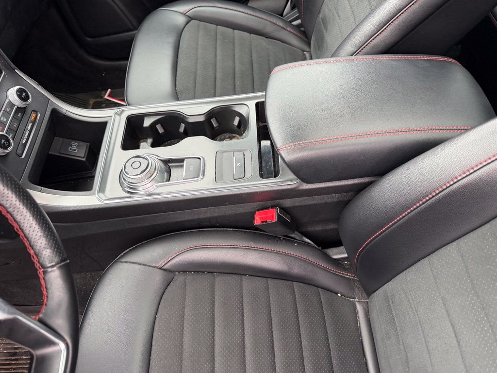 2022 Ford Edge ST Line