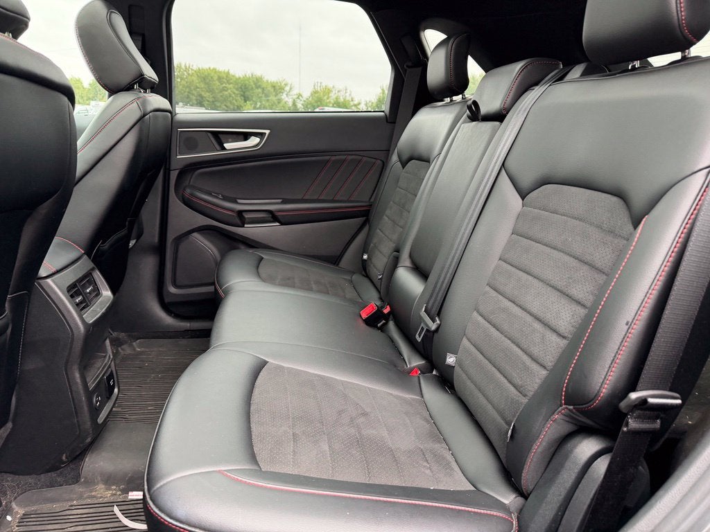 2022 Ford Edge ST Line