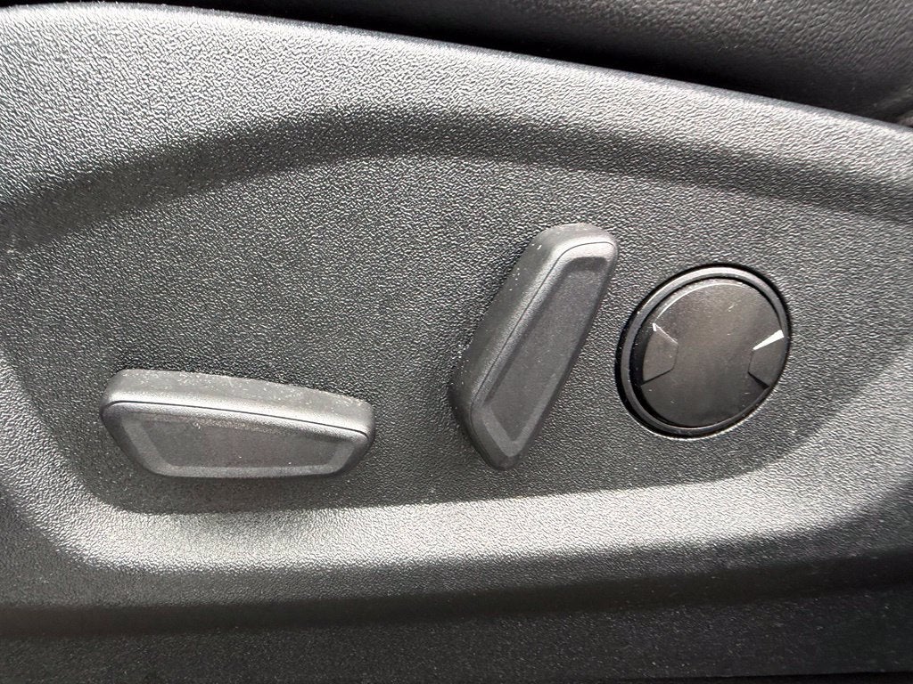 2022 Ford Edge ST Line