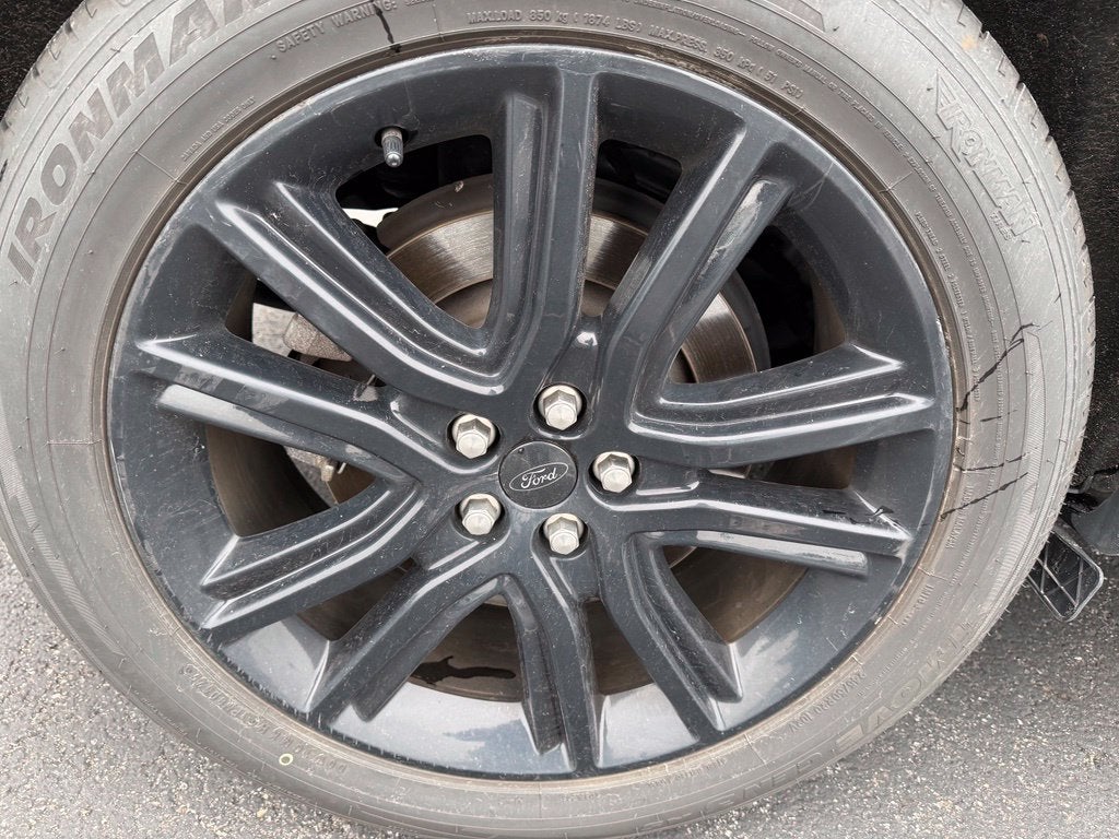 2022 Ford Edge ST Line