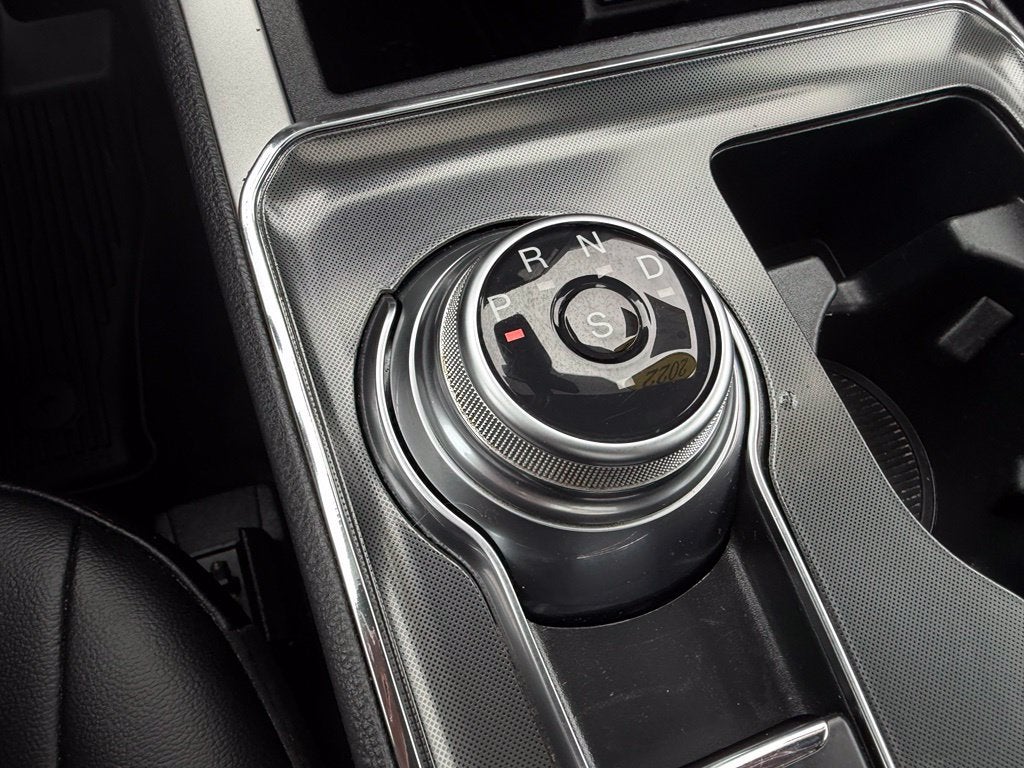 2022 Ford Edge ST Line