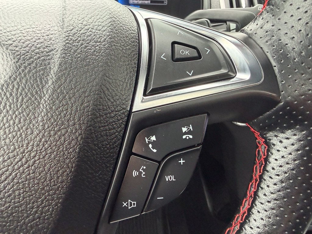 2022 Ford Edge ST Line