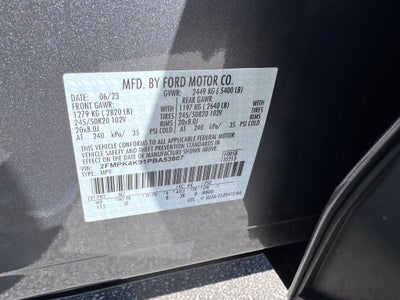 2023 Ford Edge Titanium