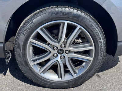 2023 Ford Edge Titanium
