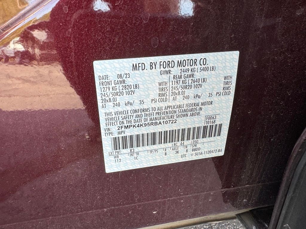 2024 Ford Edge Titanium