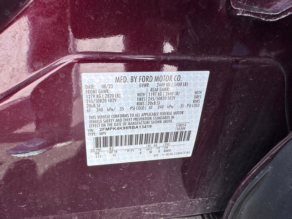 2024 Ford Edge Titanium