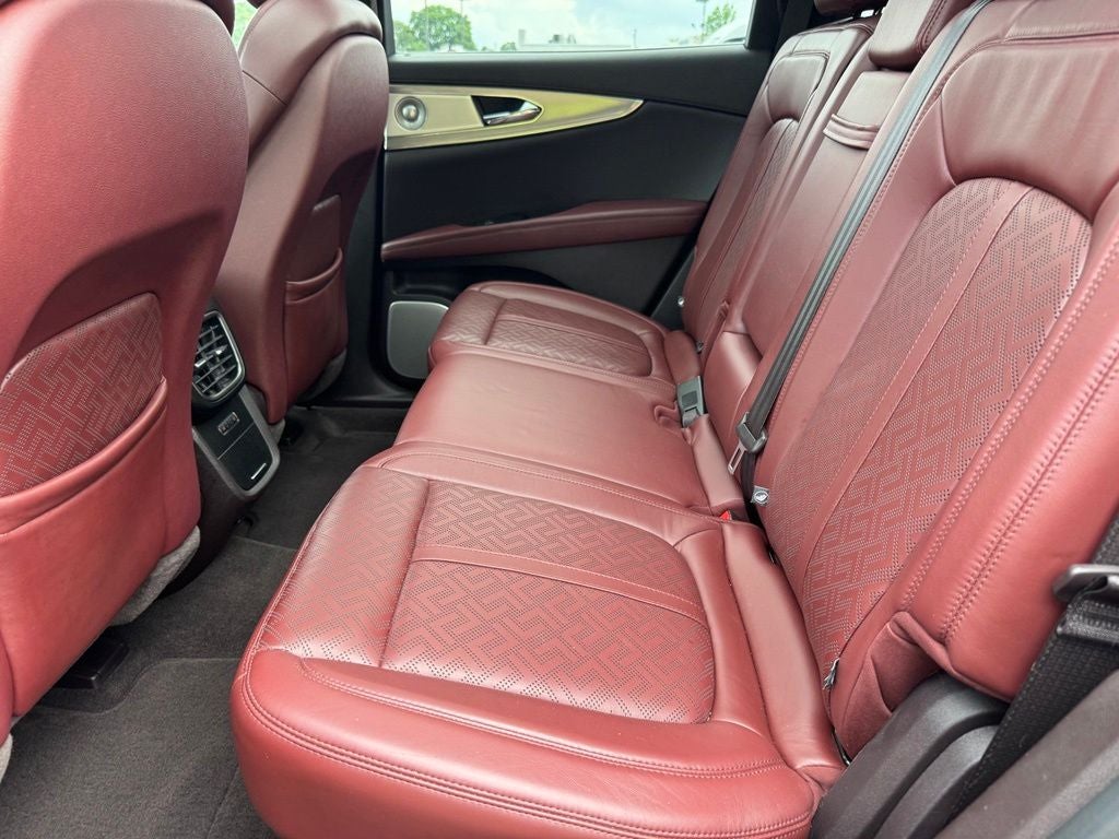 2019 Lincoln Nautilus Black Label