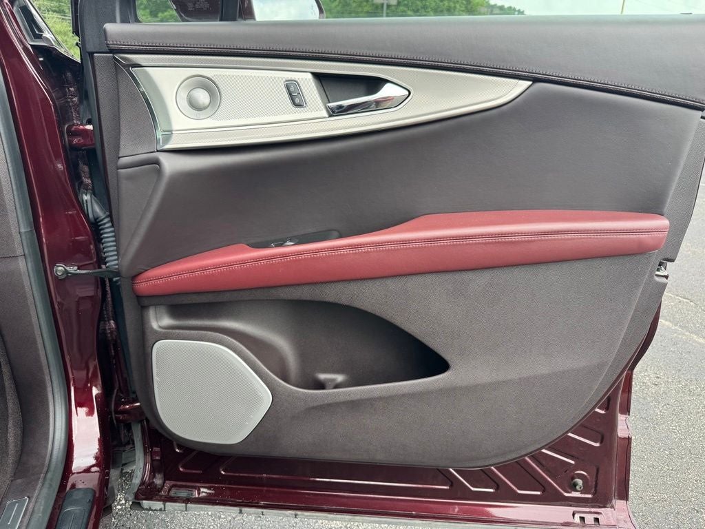 2019 Lincoln Nautilus Black Label