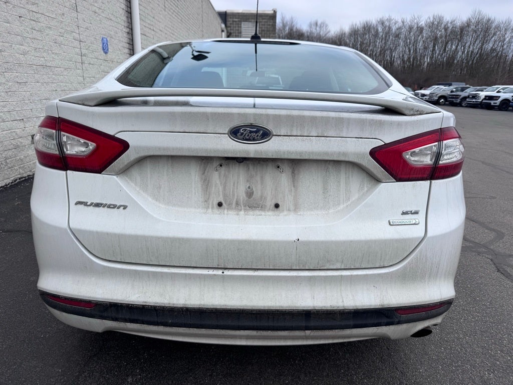 2016 Ford Fusion SE
