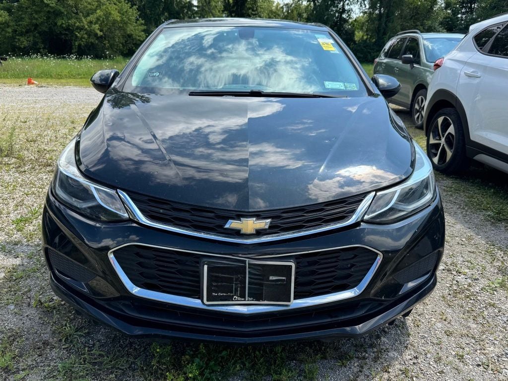Used 2017 Chevrolet Cruze LT with VIN 3G1BE6SM6HS601729 for sale in Barberton, OH