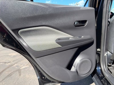 2020 Nissan Kicks S