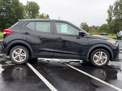 2020 Nissan Kicks S