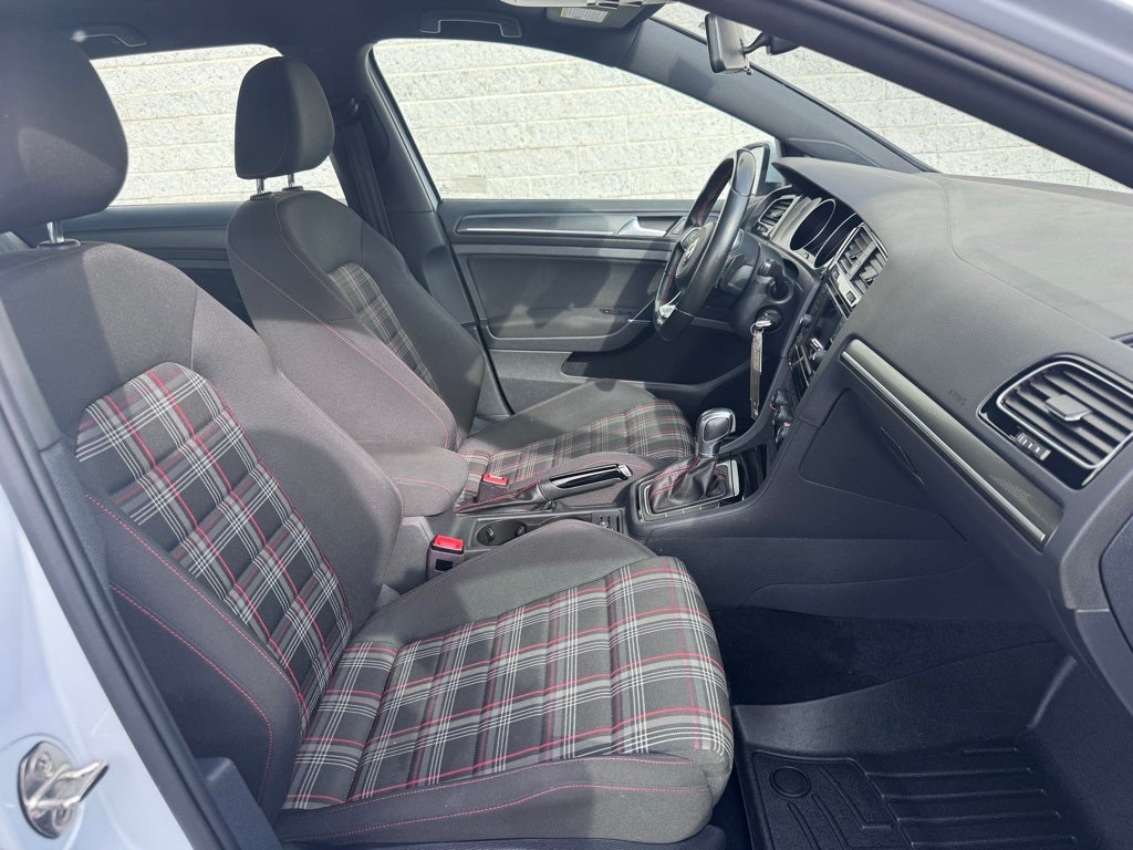 2019 Volkswagen Golf GTI 2.0T S