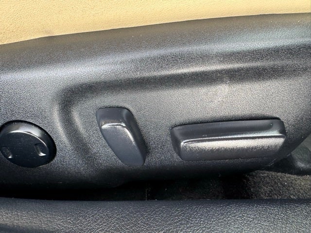 2016 Toyota Avalon Hybrid Limited