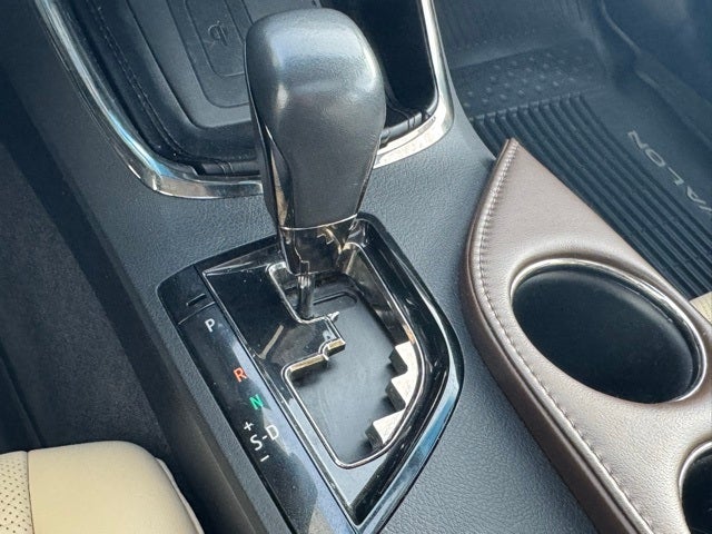 2016 Toyota Avalon Hybrid Limited