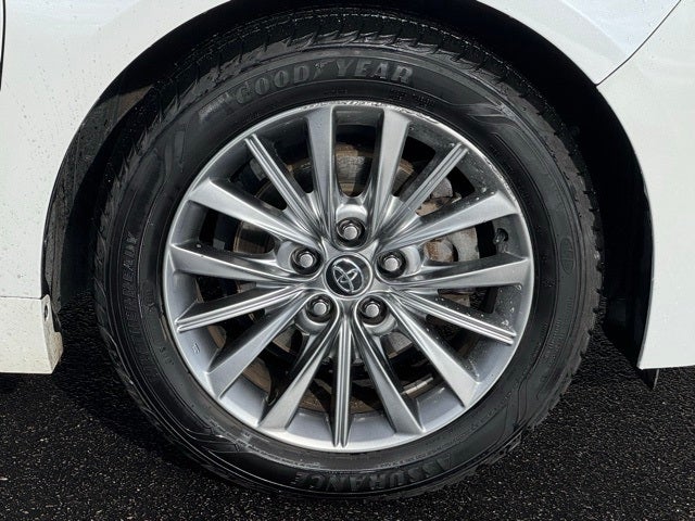 2016 Toyota Avalon Hybrid Limited