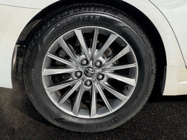 2016 Toyota Avalon Hybrid Limited