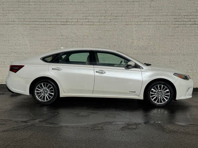2016 Toyota Avalon Hybrid Limited