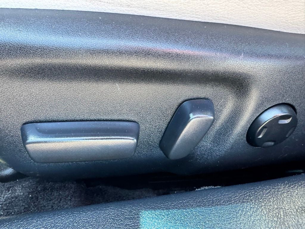 2016 Toyota Avalon XLE Premium