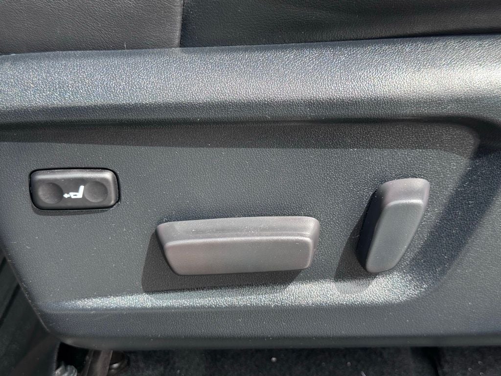 2019 Toyota Tundra Platinum 5.7L V8