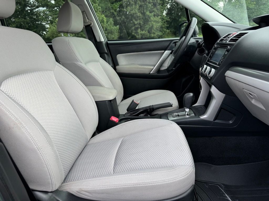 2017 Subaru Forester 2.5i