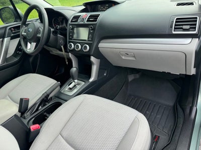 2017 Subaru Forester 2.5i