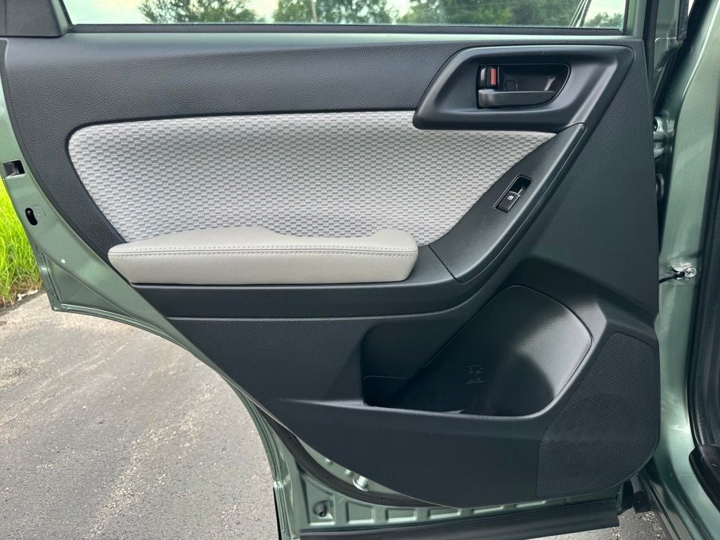 2017 Subaru Forester 2.5i