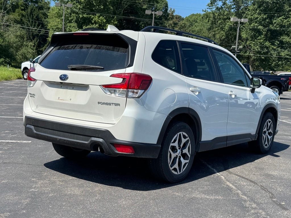 2022 Subaru Forester Premium