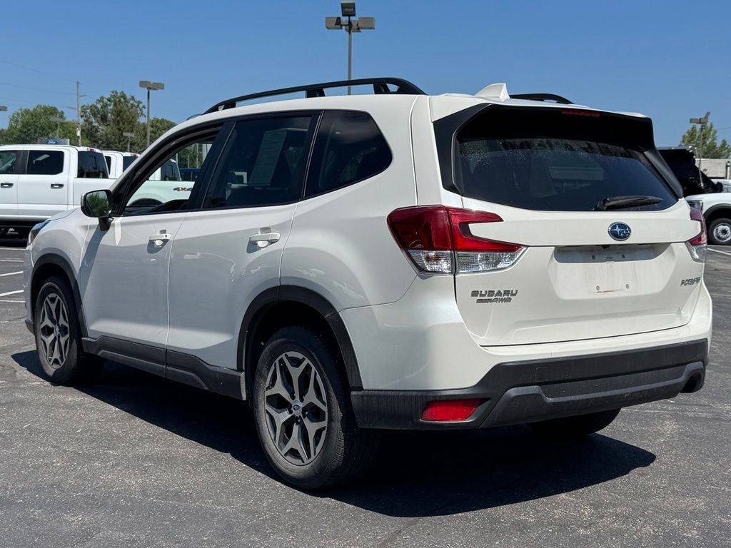 2022 Subaru Forester Premium