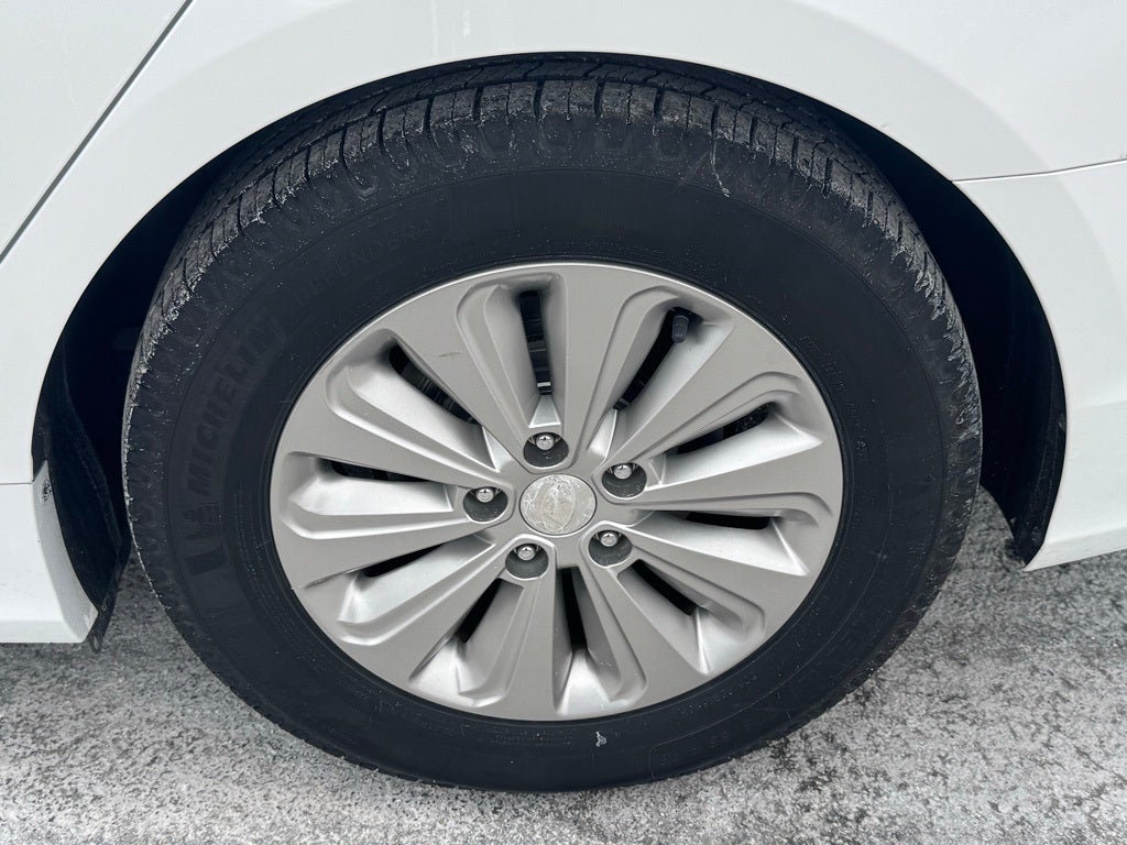 2017 Hyundai Sonata Hybrid SE