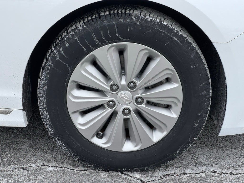 2017 Hyundai Sonata Hybrid SE
