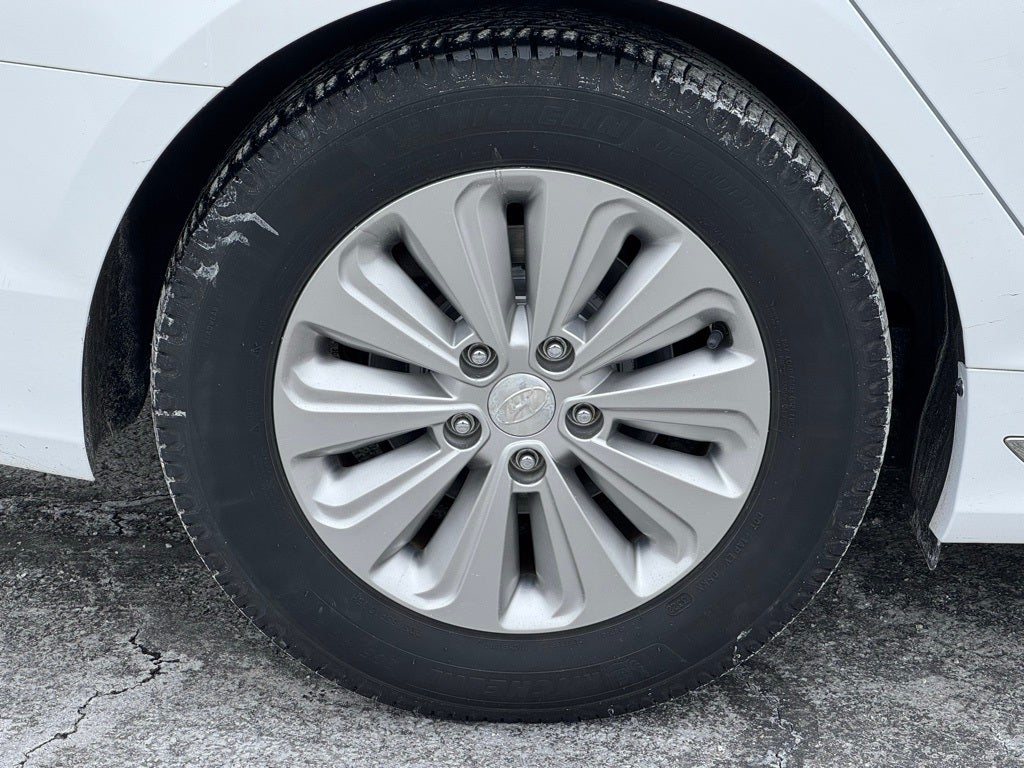 2017 Hyundai Sonata Hybrid SE