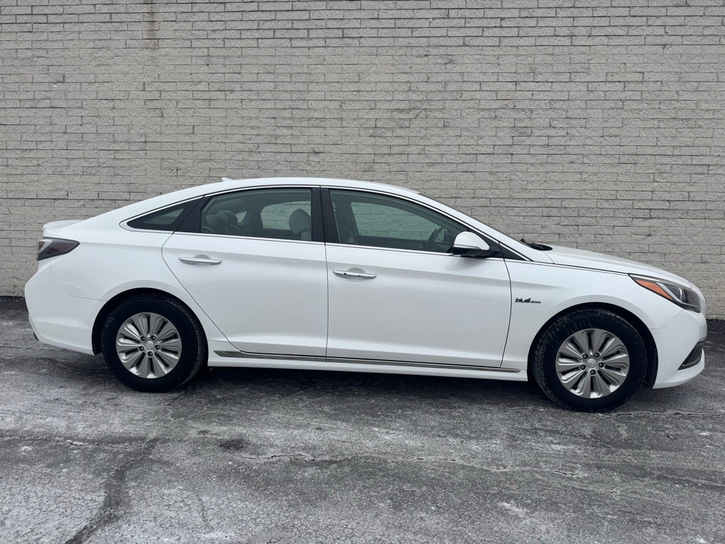 2017 Hyundai Sonata Hybrid SE