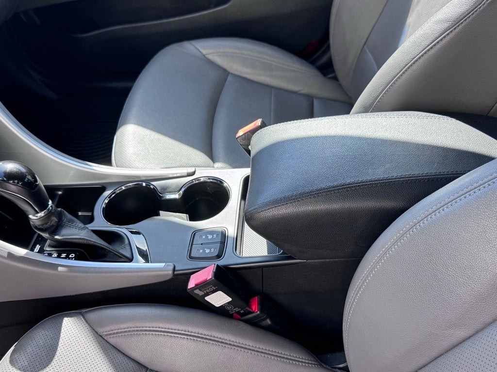 2012 Hyundai Sonata Hybrid Base