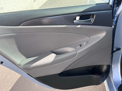 2012 Hyundai Sonata Hybrid Base