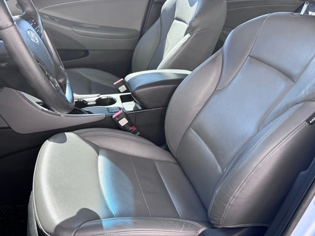 2012 Hyundai Sonata Hybrid Base