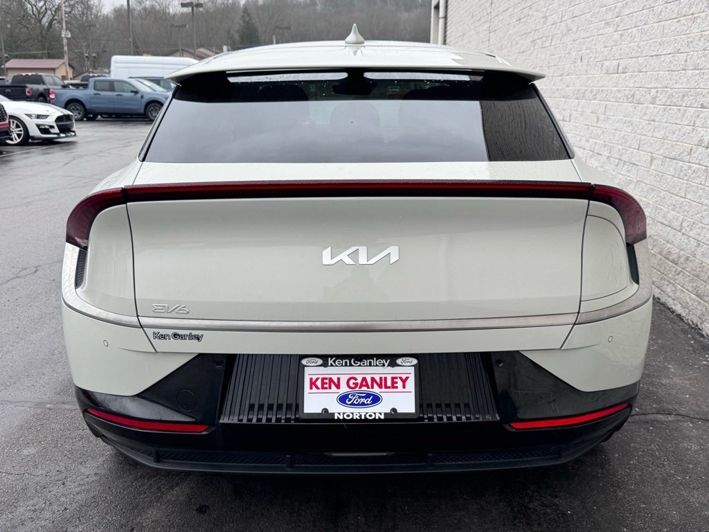 2022 Kia EV6 Wind
