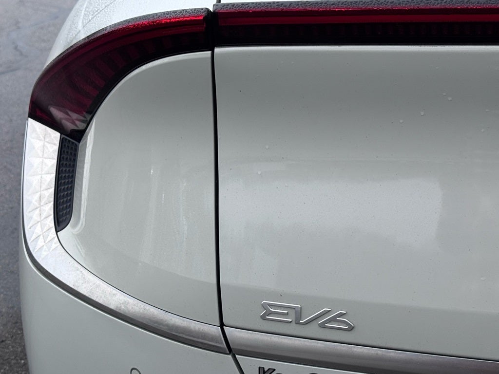 2022 Kia EV6 Wind