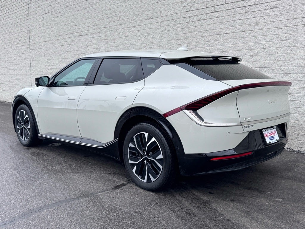 2022 Kia EV6 Wind