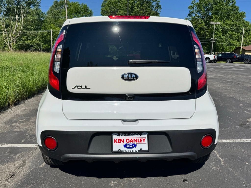 2019 Kia Soul Base