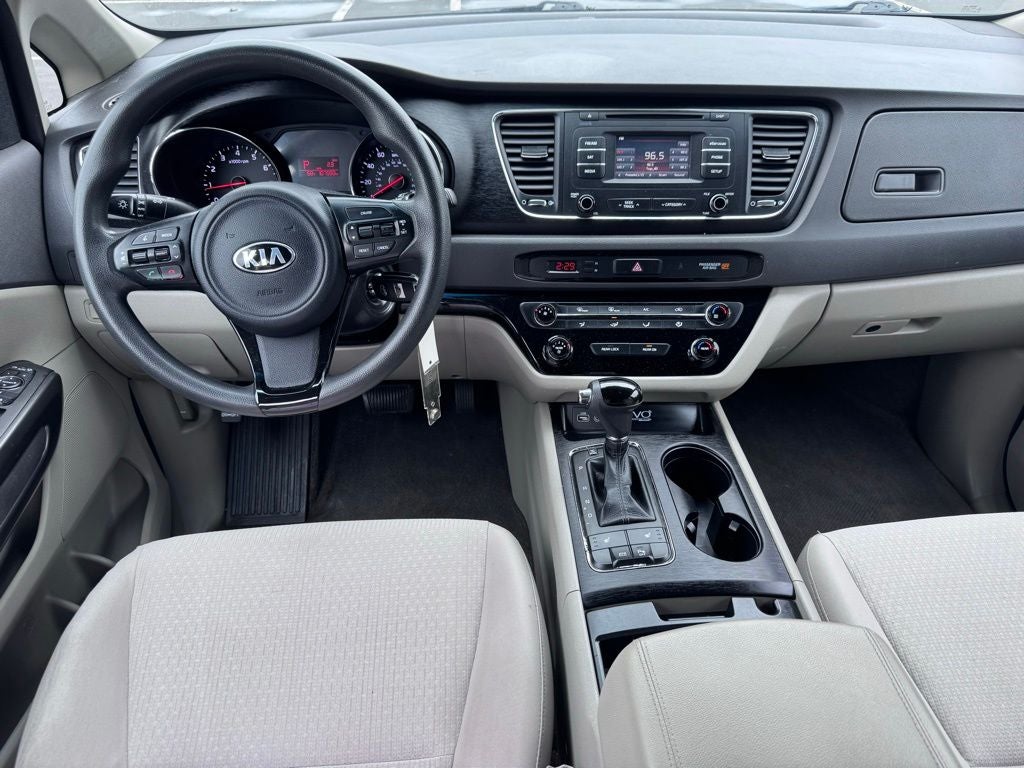 2016 Kia Sedona LX