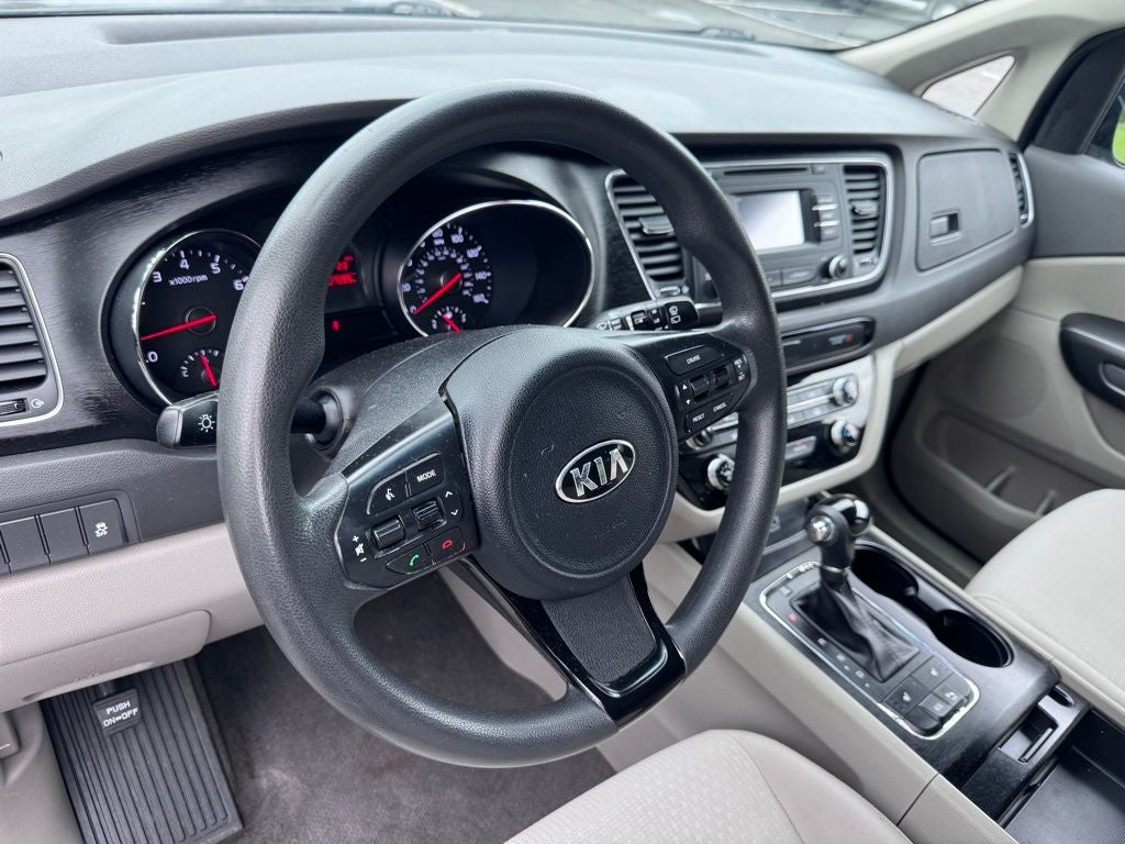 2016 Kia Sedona LX