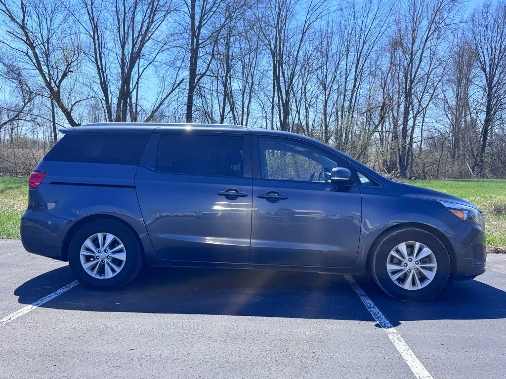 2016 Kia Sedona LX