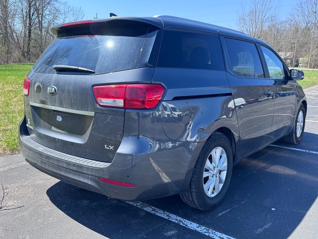 2016 Kia Sedona LX