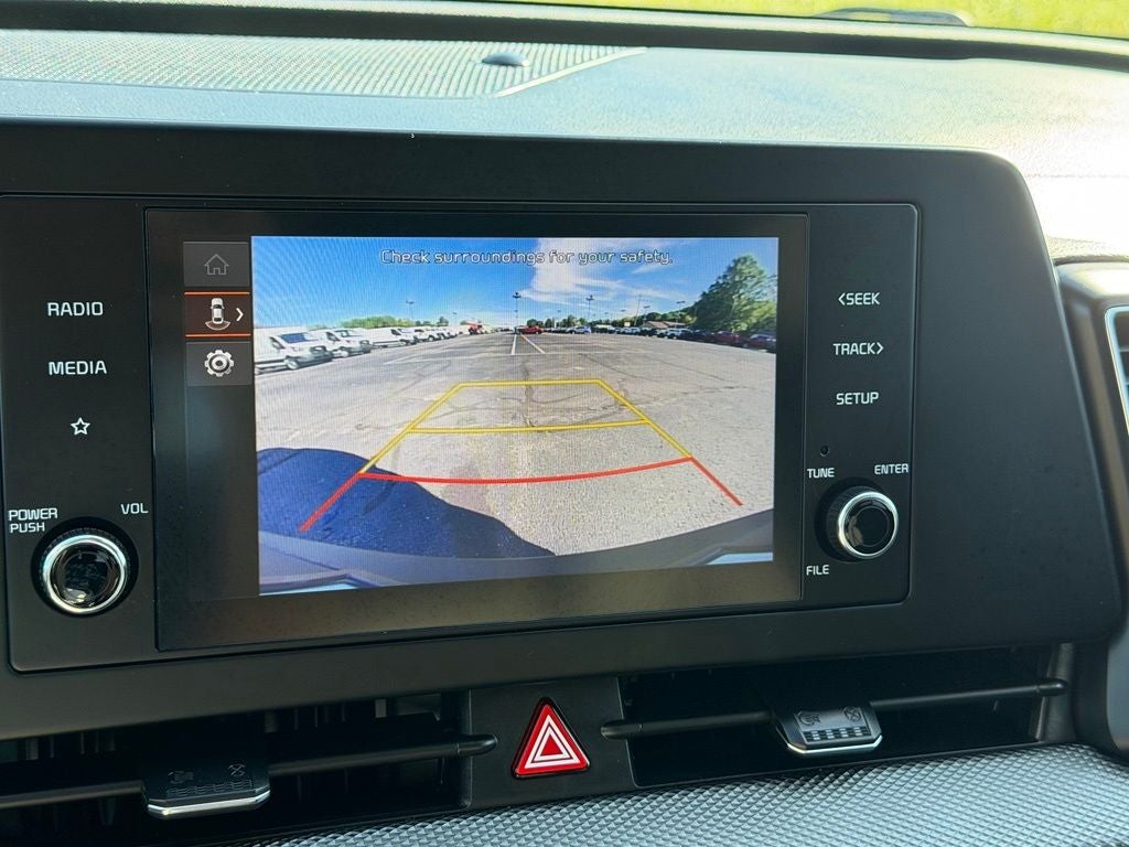 2023 Kia Sportage LX