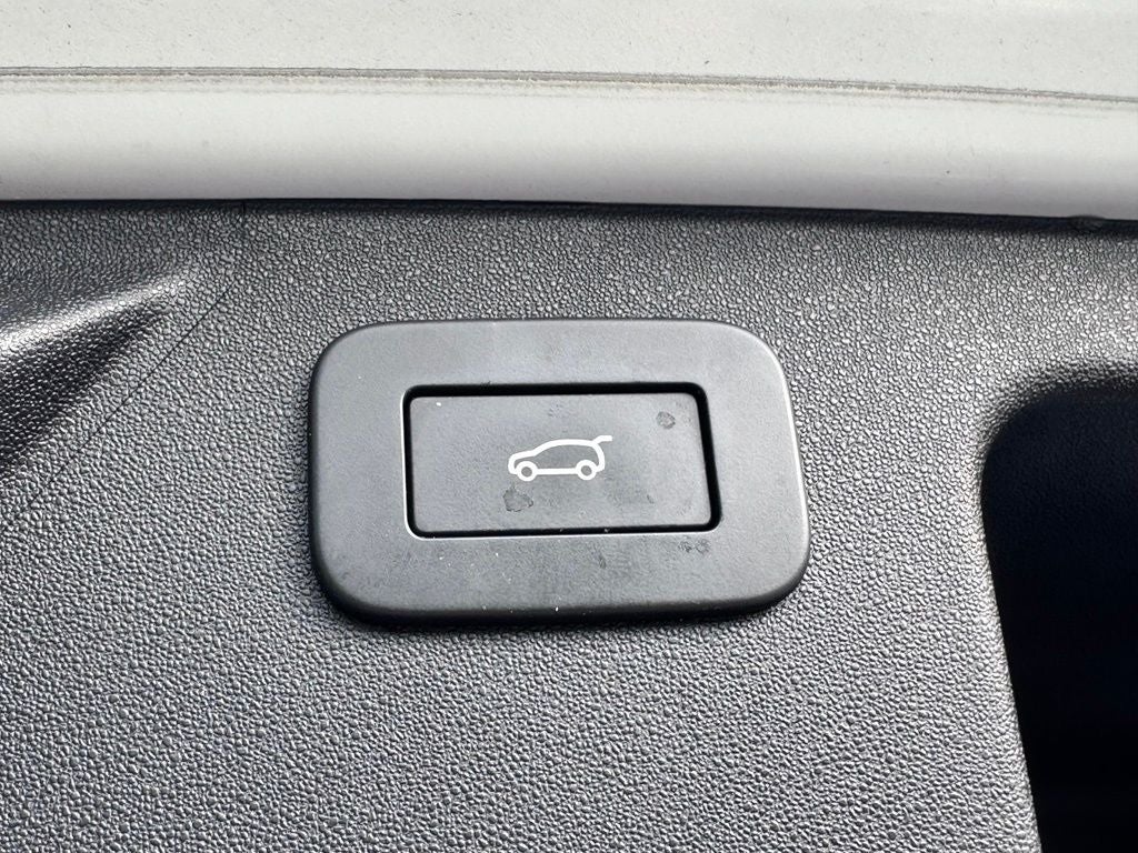2024 Land Rover Discovery Sport S