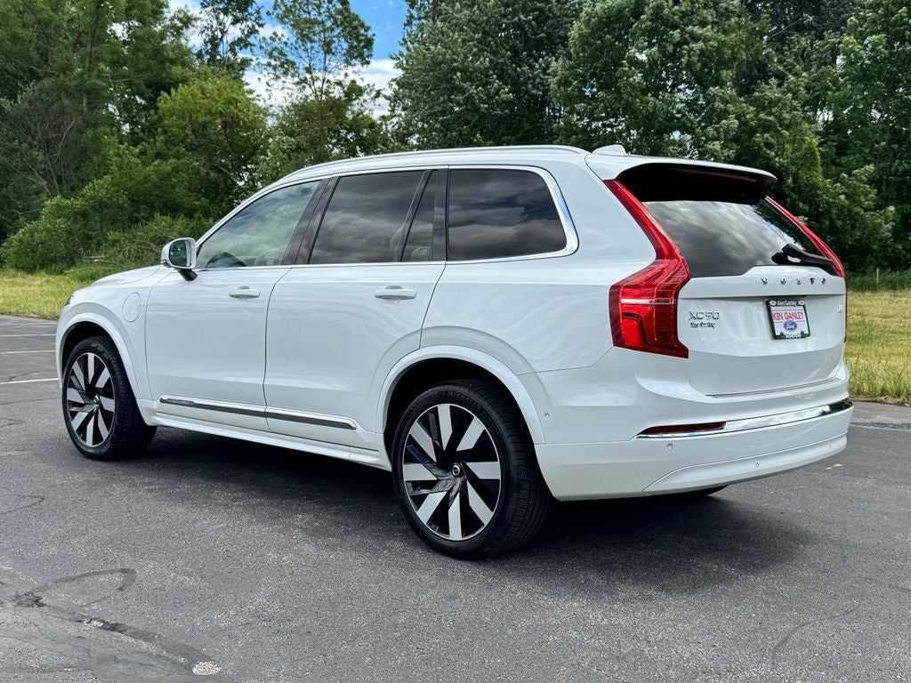 2024 Volvo XC90 Recharge Plug-In Hybrid T8 Plus Bright Theme 7 Passenger