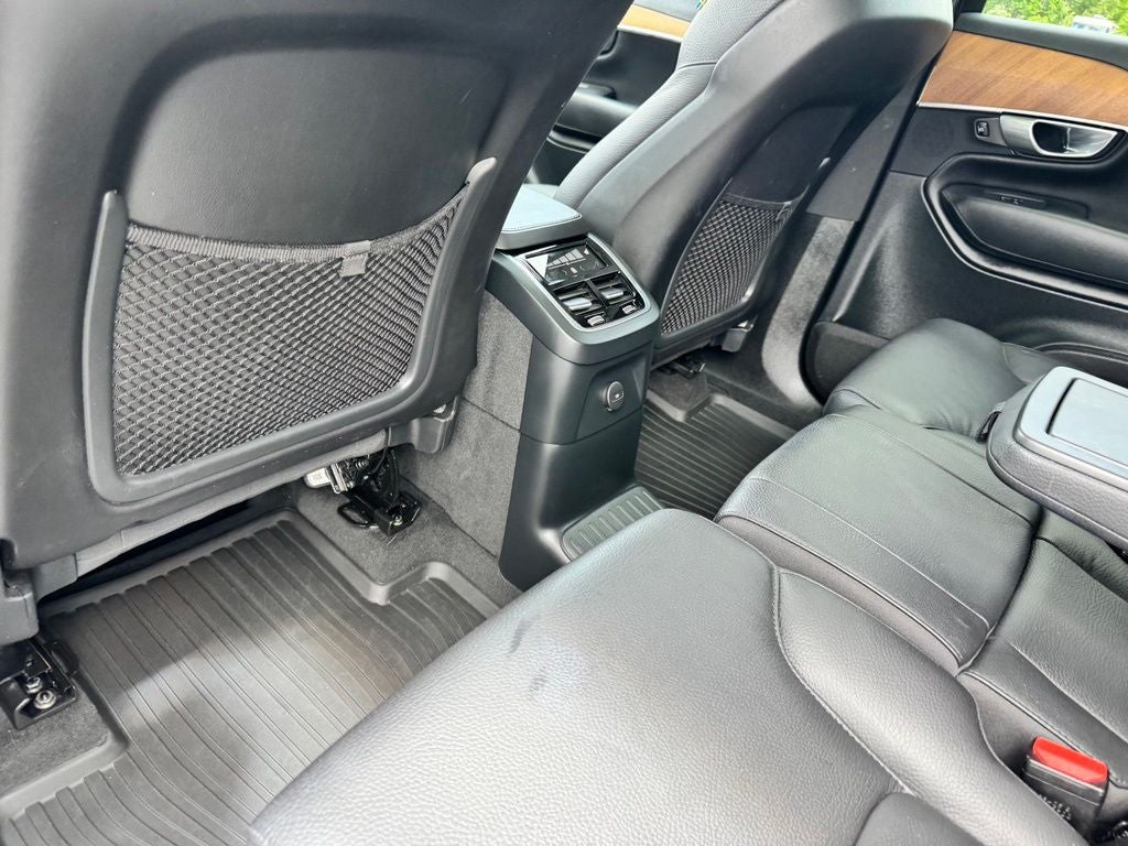 2024 Volvo XC90 Recharge Plug-In Hybrid T8 Plus Bright Theme 7 Passenger