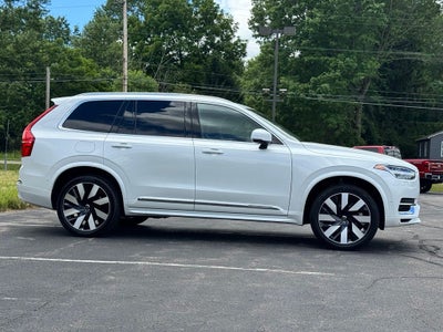 2024 Volvo XC90 Recharge Plug-In Hybrid T8 Plus Bright Theme 7 Passenger